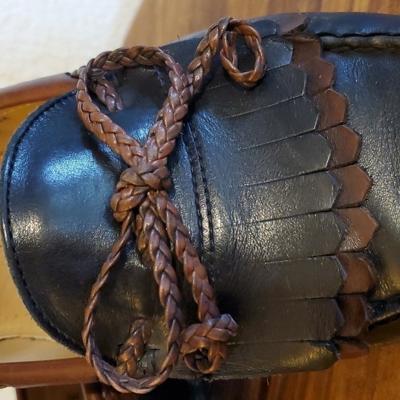 Allen Edmonds Woodstock Black Comfort Loafers 2 tone slip on tassels Sz.8.5 - Picture 11 of 12